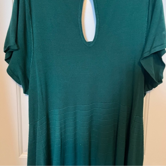 Torrid 6 emerald green sweater dress - Picture 3 of 7